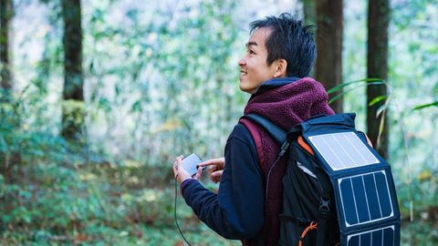 strom sparen rucksack parkscheibe und dusche kennen sie schon diese solarbetriebenen gadgets | Strom sparen: Rucksack, Parkscheibe und Dusche: Kennen Sie schon diese solarbetriebenen Gadgets? |